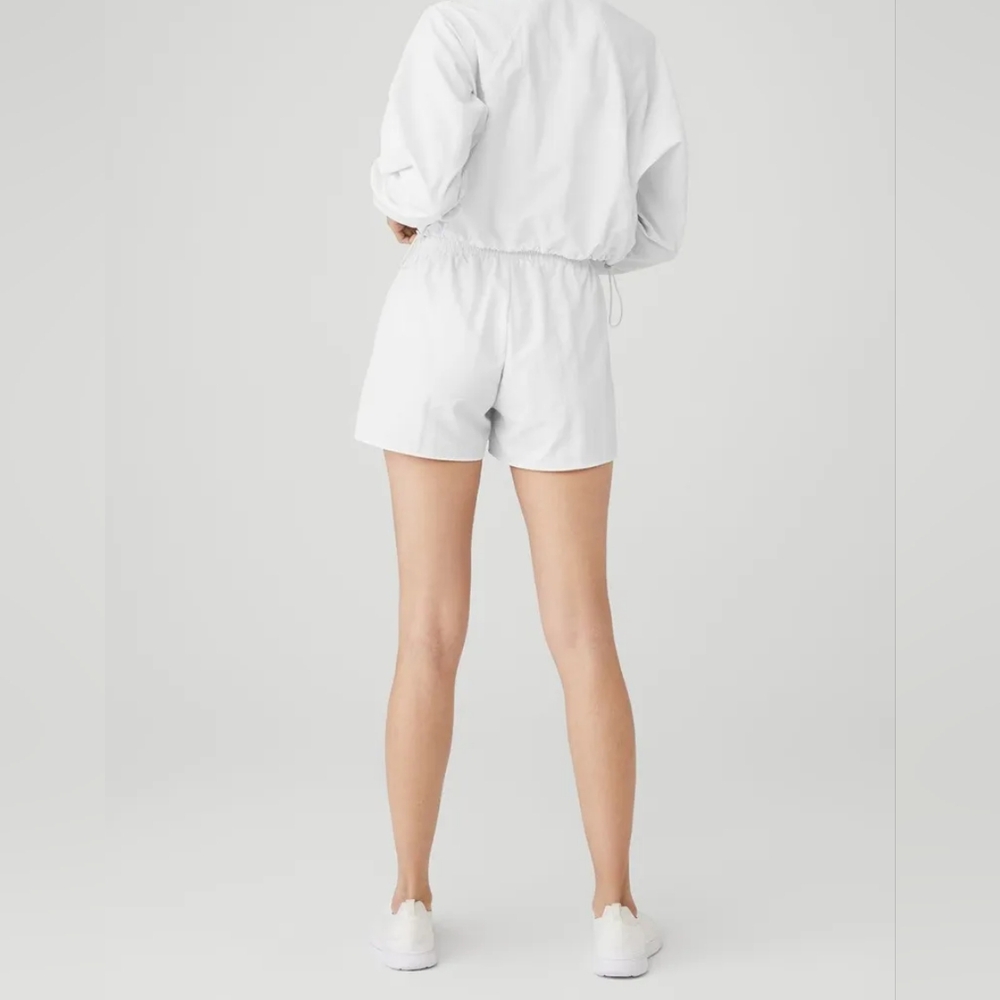 ALO YOGA Alumni Shorts White - Picture 4 of 8